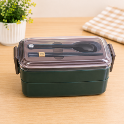 Kids 2-compartment lunch box with spoon chopsticks clear lid and side clips